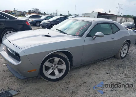 2013 Dodge Challenger Sxt from USA, damaged, VIN 2C3CDYAG5DH596367